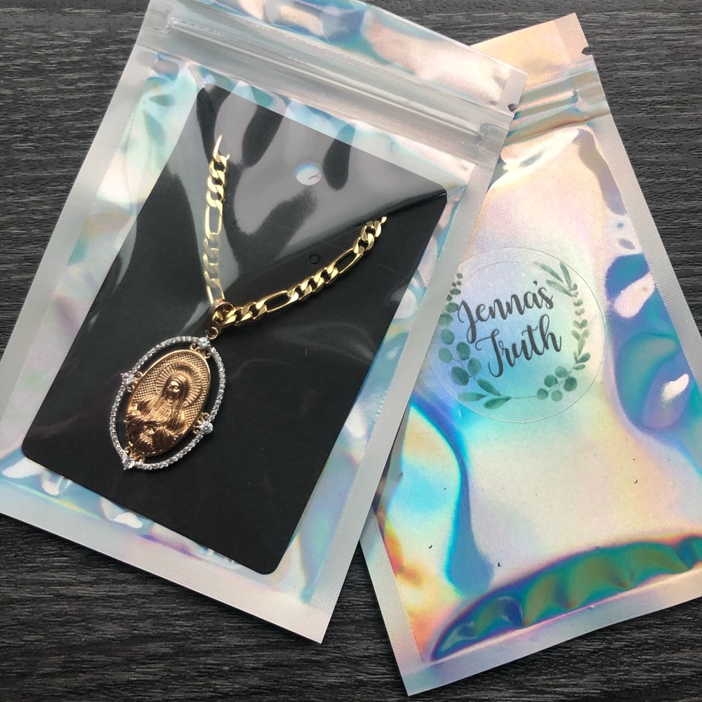 GOLD FILLED MOTHER MARY FIGARO CHAIN 18”